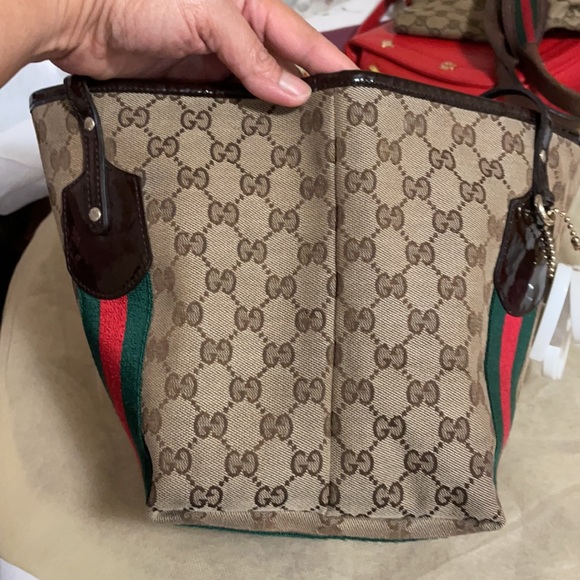 Authentic Gucci Mono Tote Canvas - Picture 4 of 16